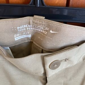 Nike golf tour performance dri fit khaki pants nice fit pockets size 36x30 flex